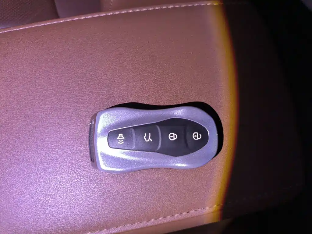 Geely Boyue — миниатюра 12
