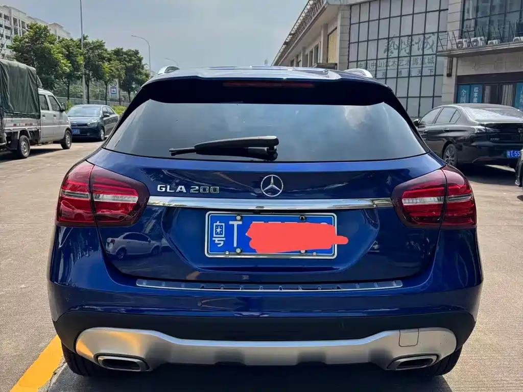 Mercedes-Benz GLA — миниатюра 3