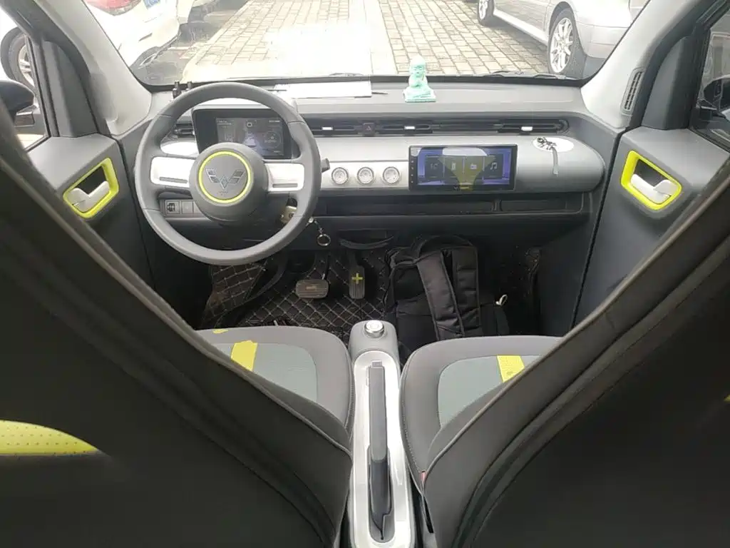 Wuling MINIEV — миниатюра 10