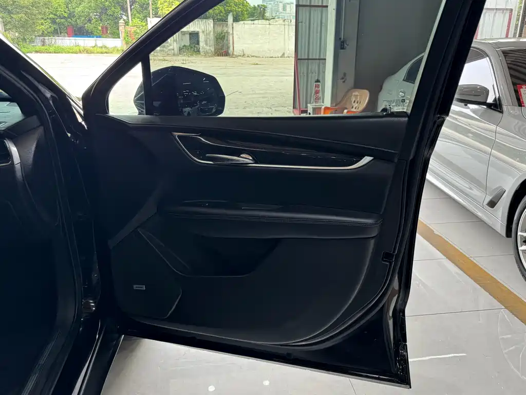 Cadillac XT5 — миниатюра 21