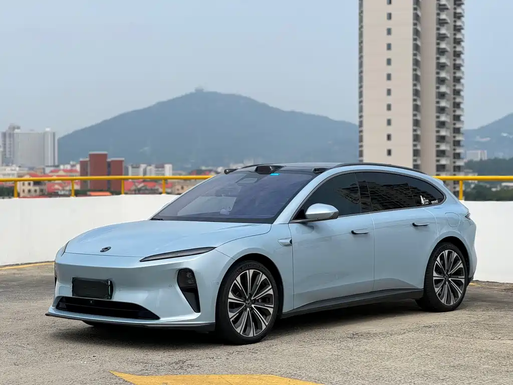 Nio ET5T 2024