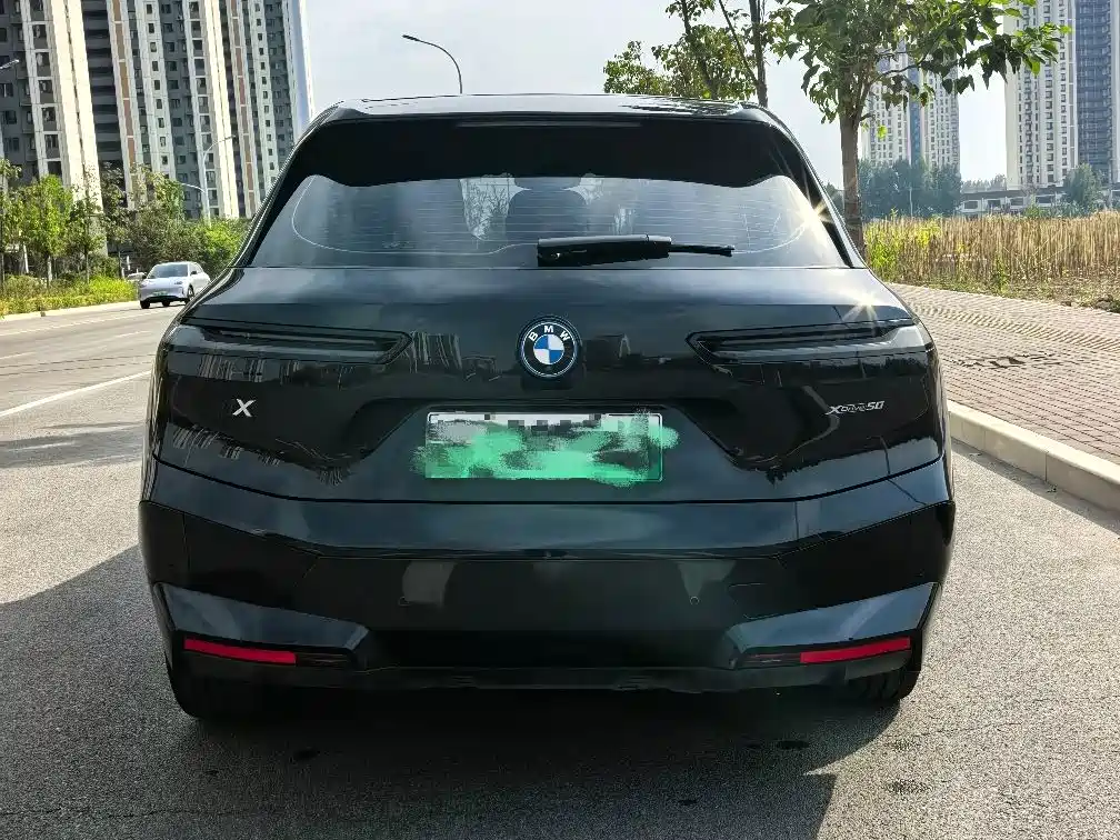 BMW iX — миниатюра 6