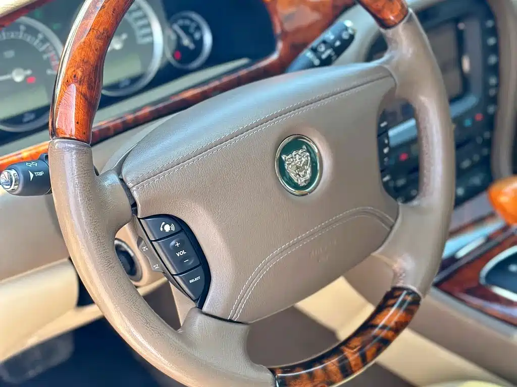 Jaguar S-TYPE — миниатюра 15