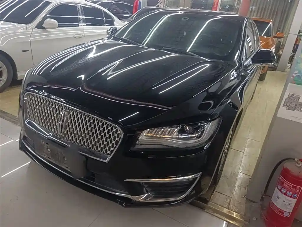 Lincoln MKZ 2018