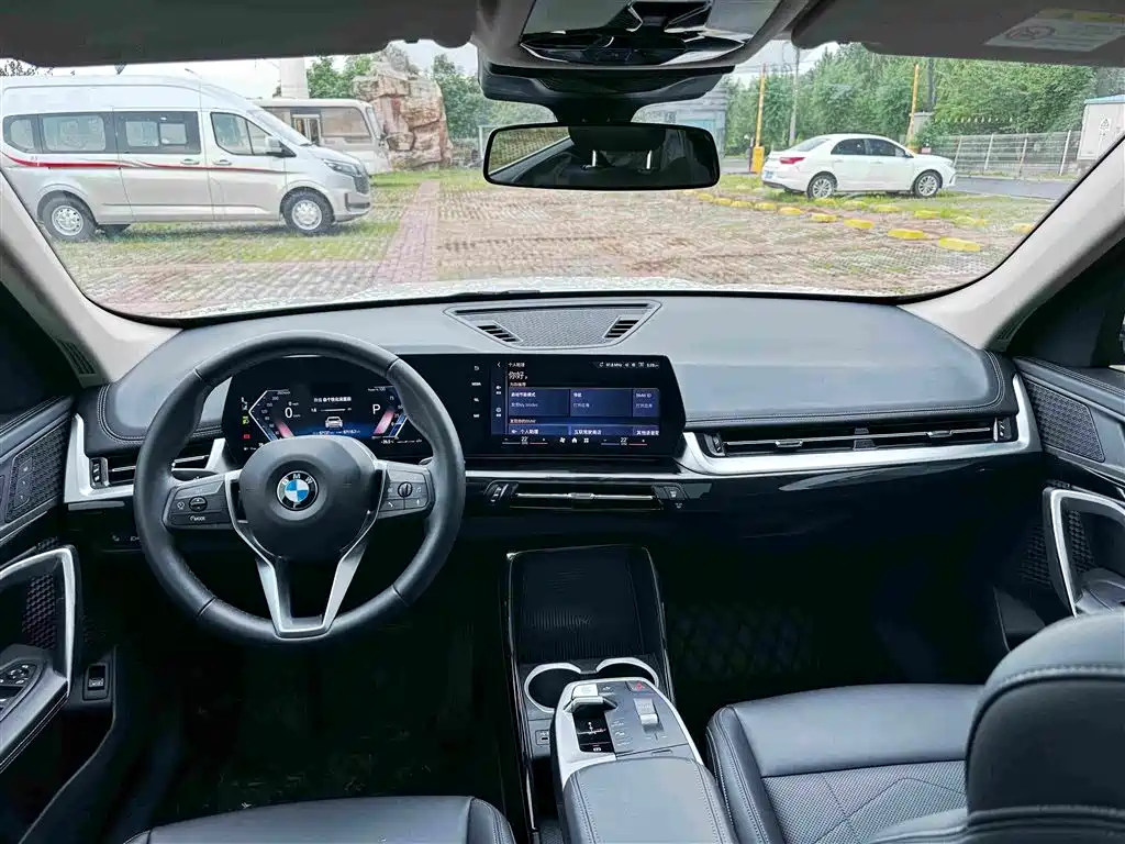 BMW X1 — миниатюра 7