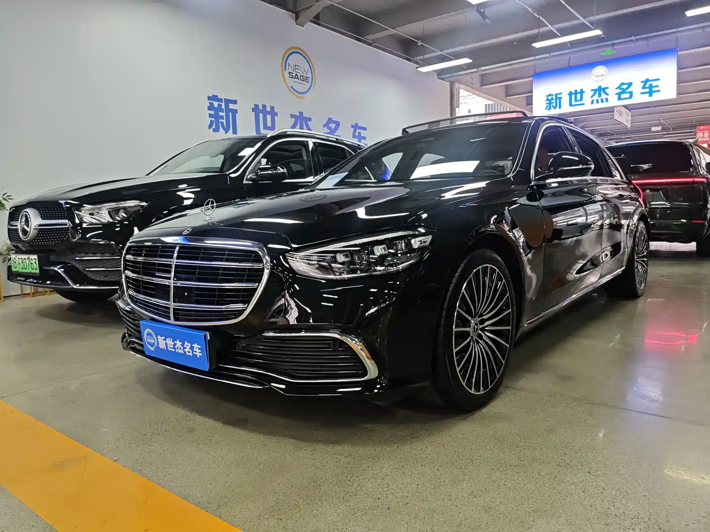 奔驰S级 2024款 改款 S 400 L 商务型 2024