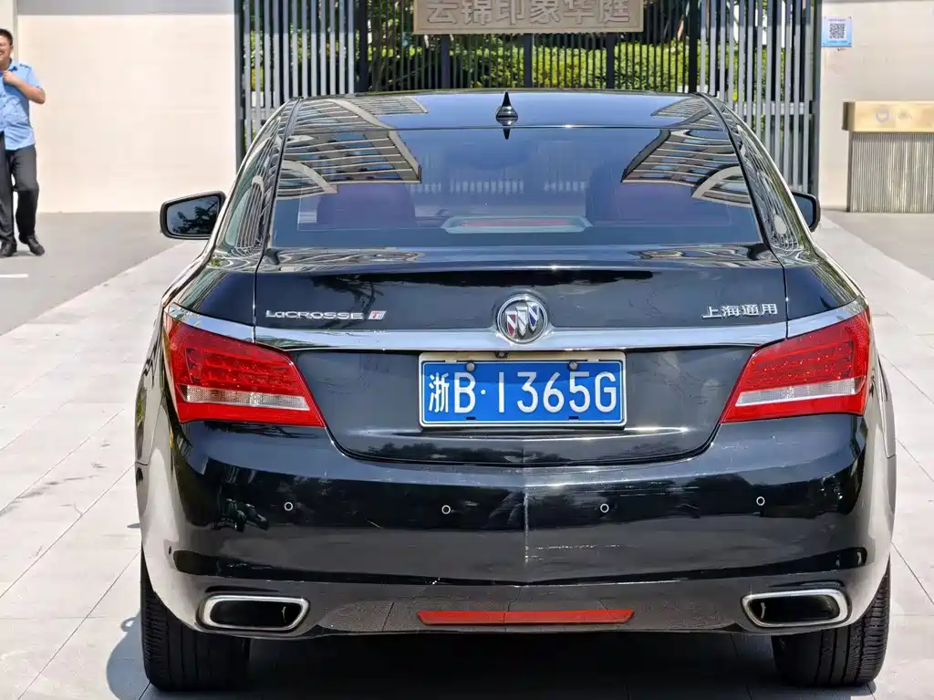 Buick LaCrosse — миниатюра 5