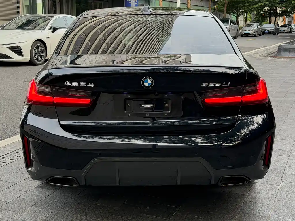 BMW 3 Series 3 2023 325Li M Sport