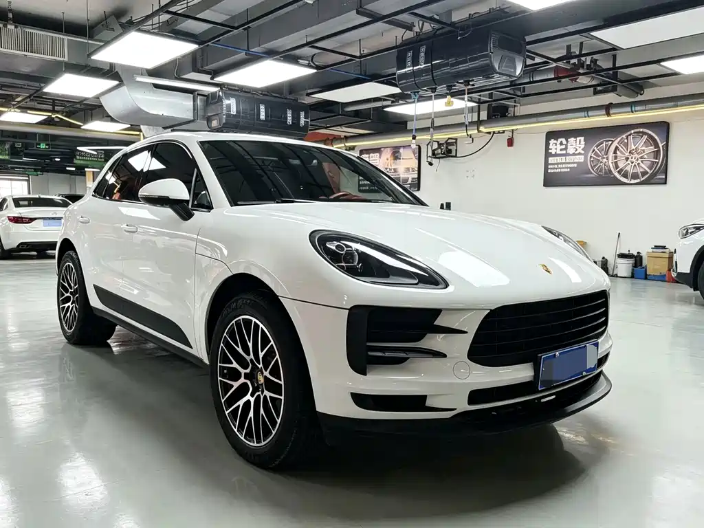 Porsche Macan — миниатюра 3