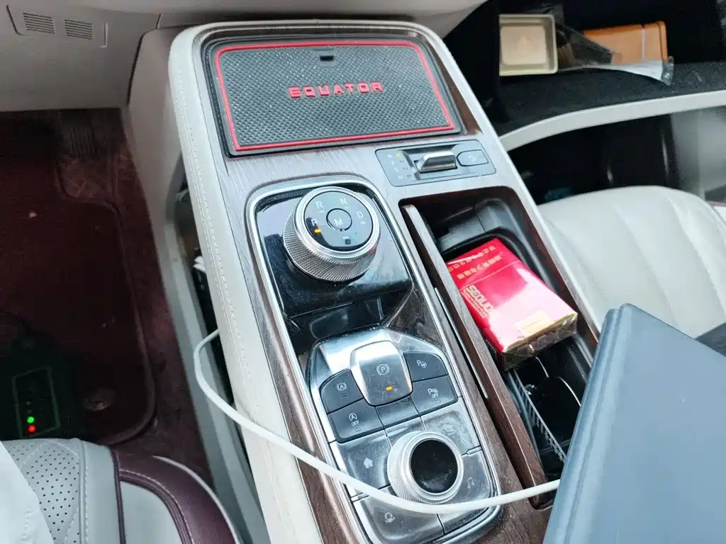 Ford Equator — миниатюра 10