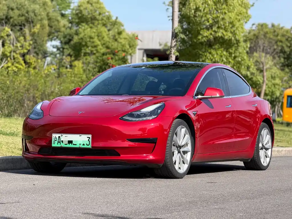 Tesla Model 3 2020
