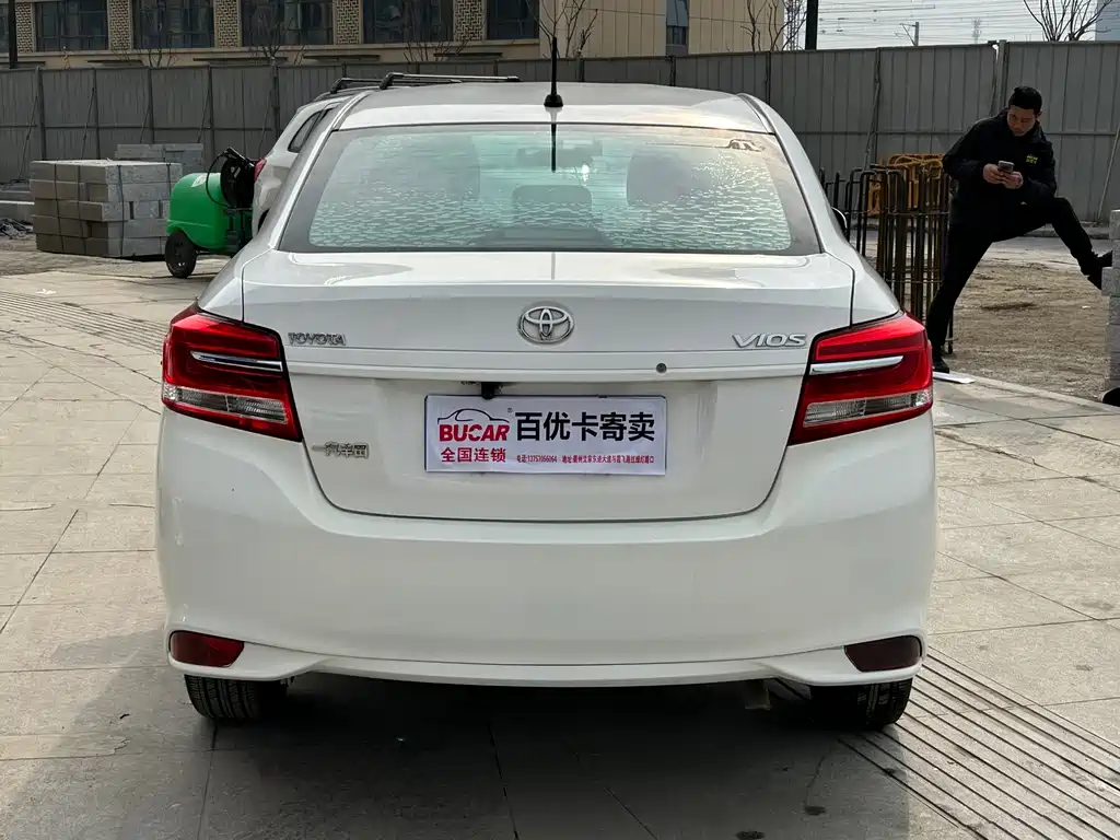 TOYOTA VIOS