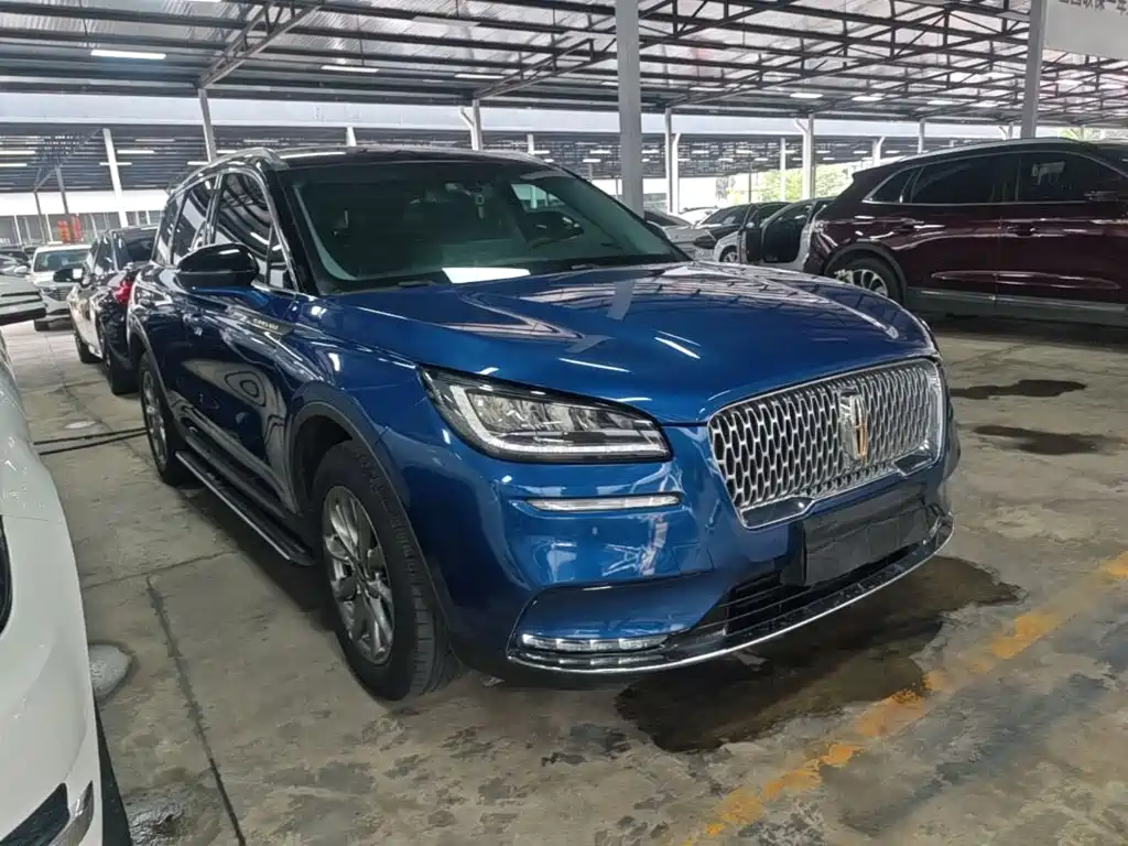 Lincoln Corsair — миниатюра 4