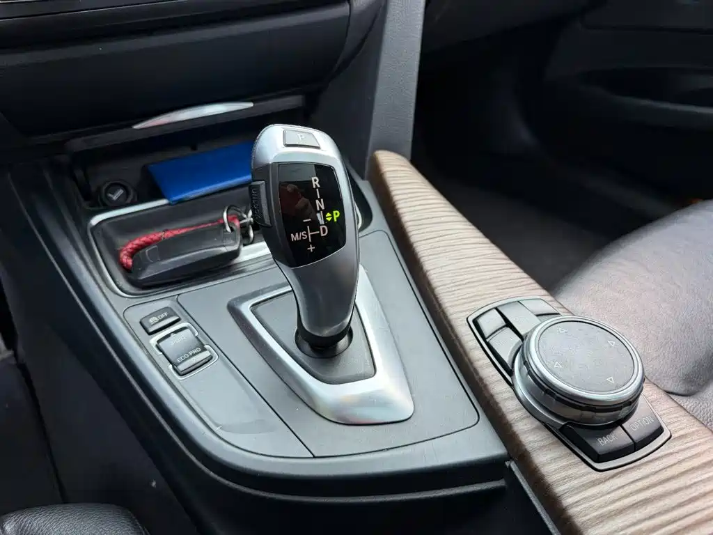 BMW 3 Series GT — миниатюра 9