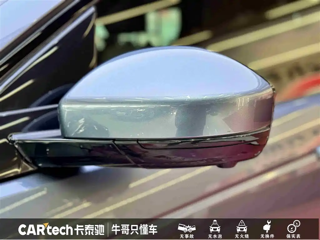 LAND ROVER DISCOVER SPORTS