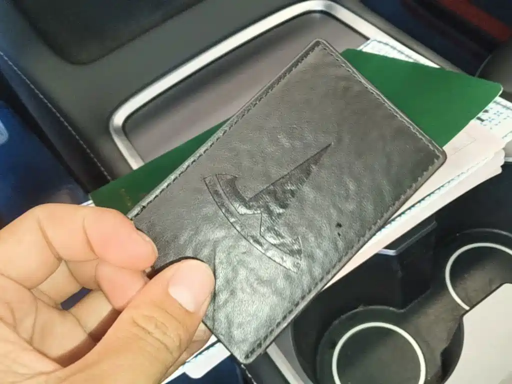 Tesla Model Y — миниатюра 9