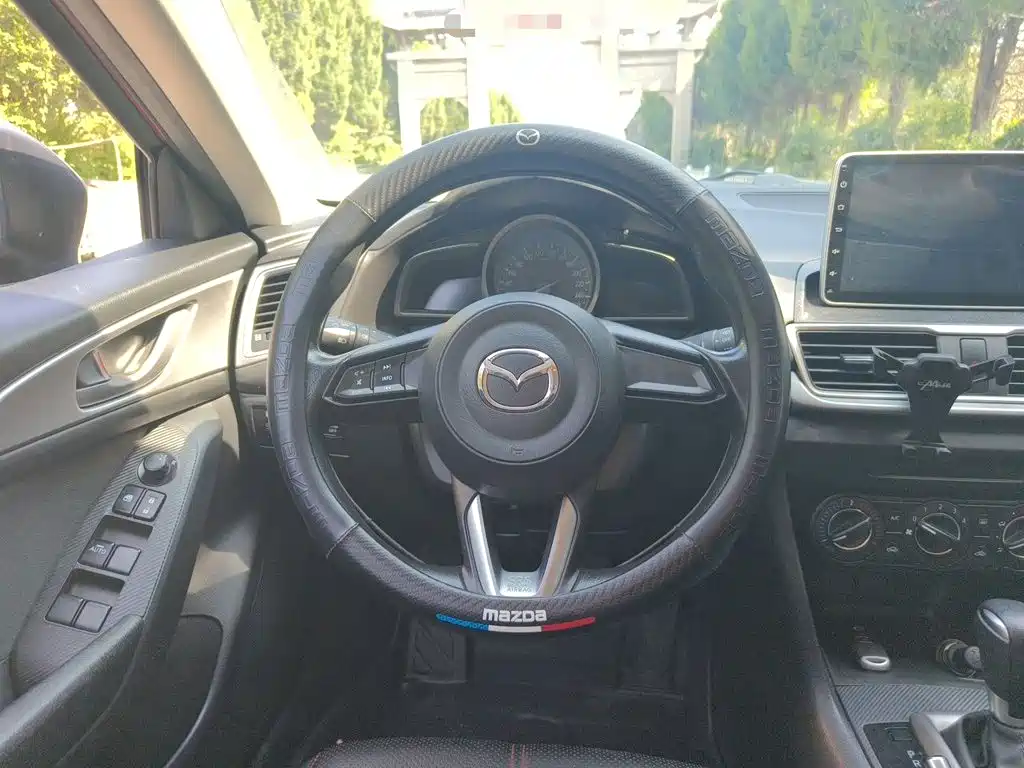 Mazda 3 Axela — миниатюра 11