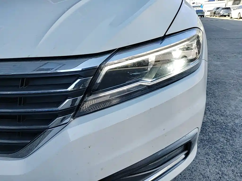 Volkswagen Lavida — миниатюра 24