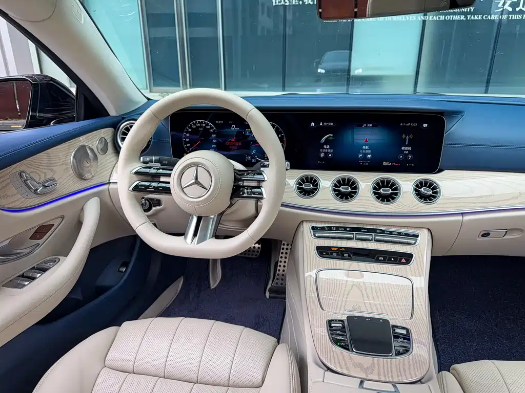 MERCEDES-BENZ E CLASS