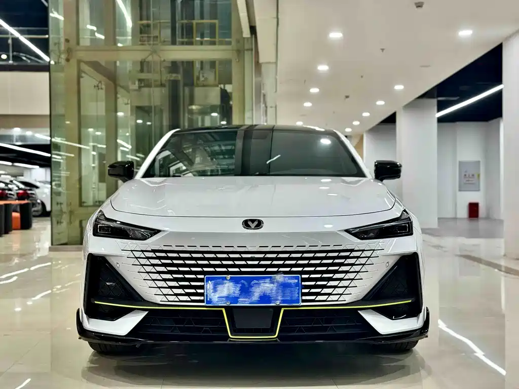 Changan UNI-V — миниатюра 2
