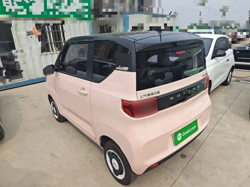 Wuling MINIEV — миниатюра 5