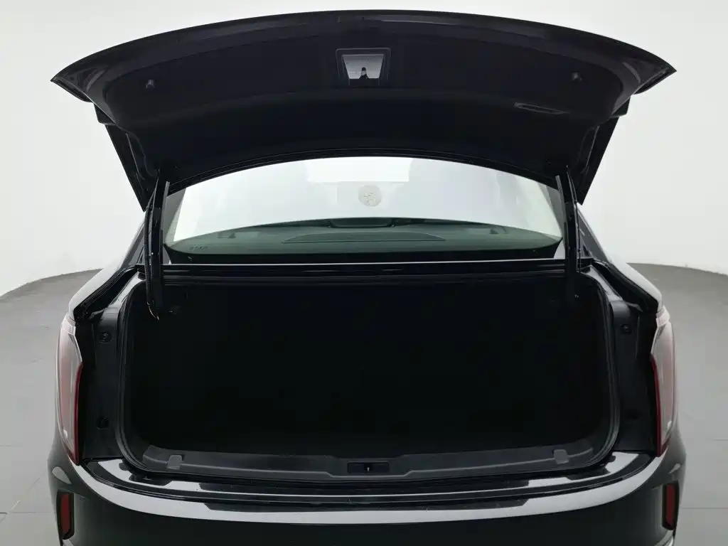 Hongqi Hongqi E-QM5 — миниатюра 16