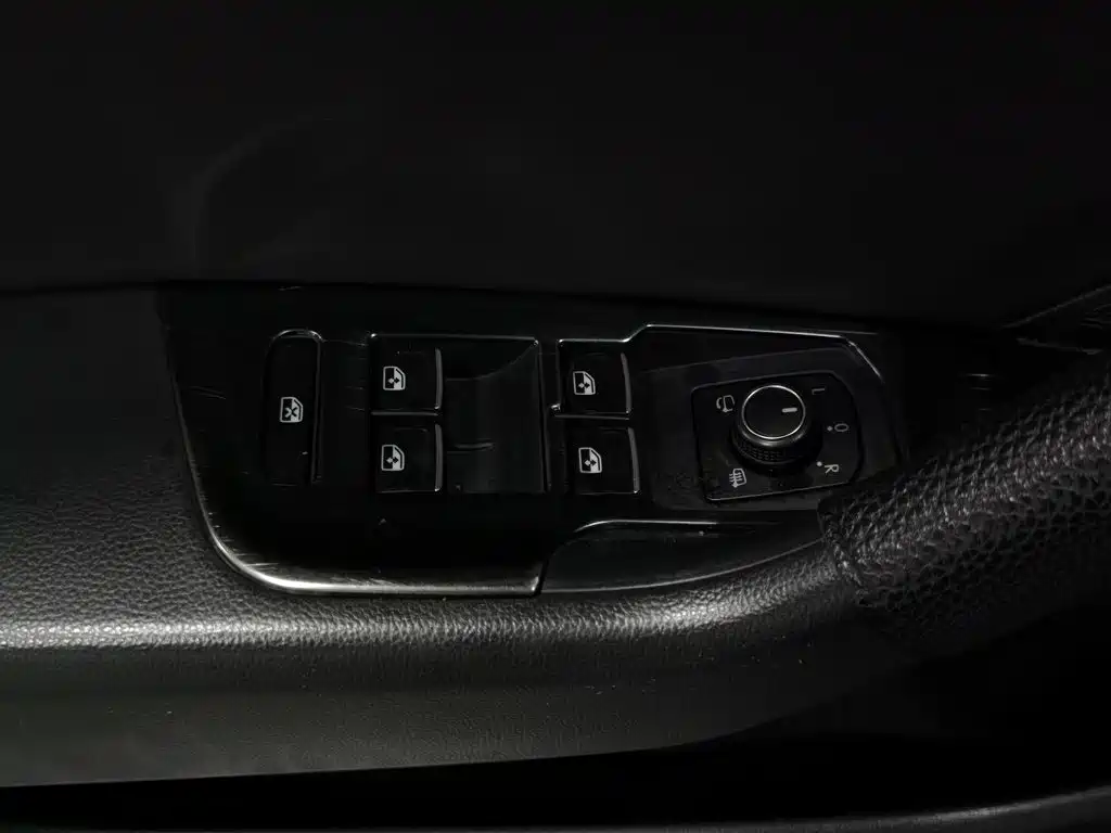 Volkswagen Magotan — миниатюра 9