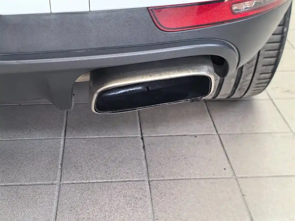 Porsche Macan — миниатюра 18
