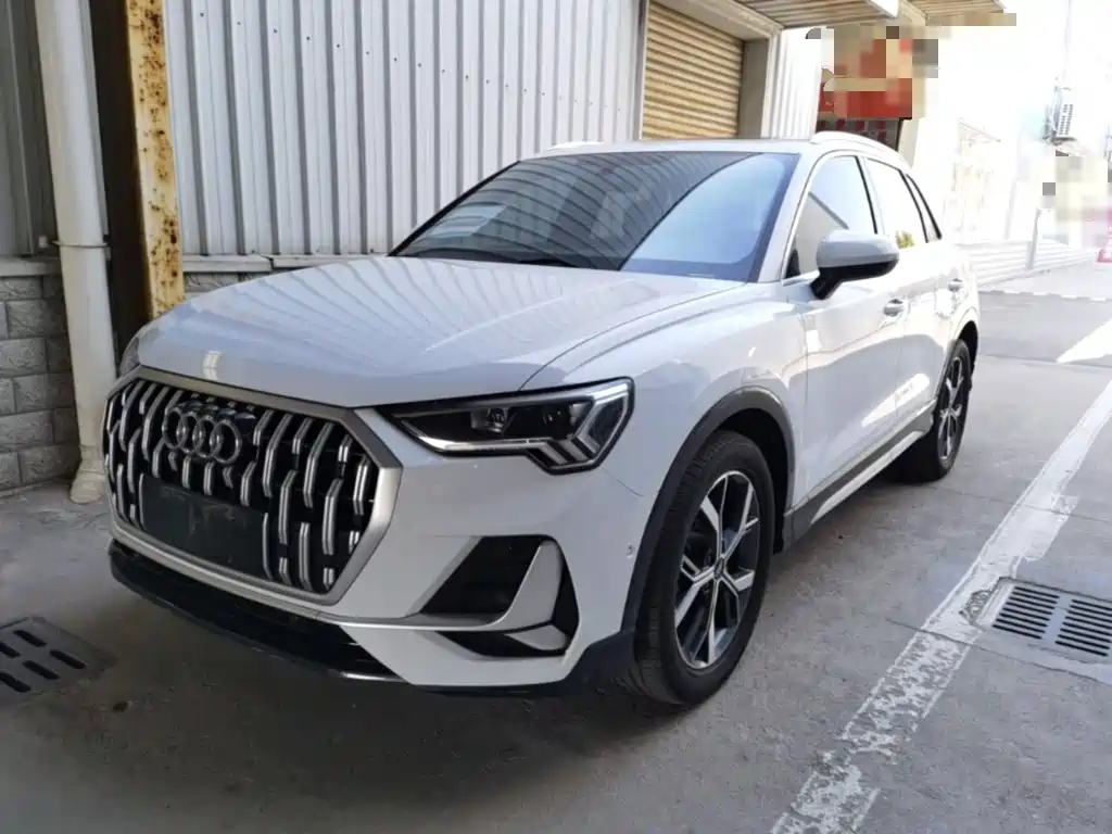 Audi Q3 — миниатюра 2