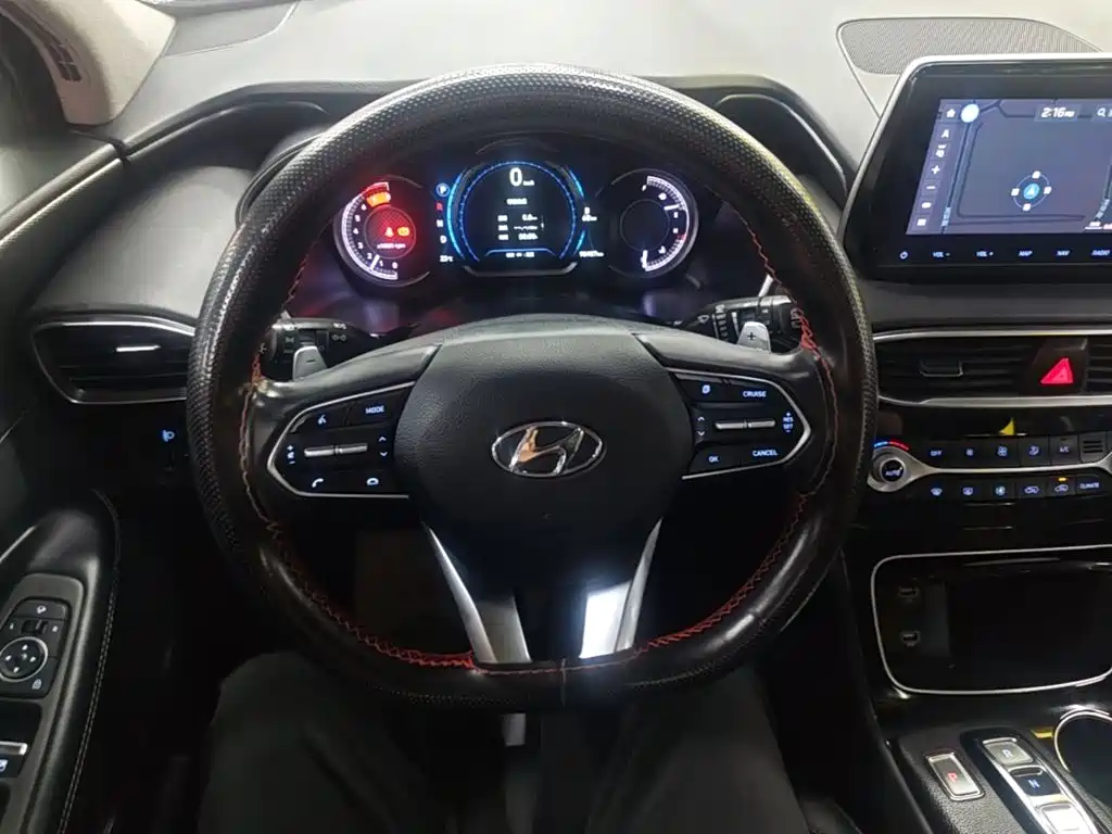 Hyundai Santa Fe — миниатюра 11