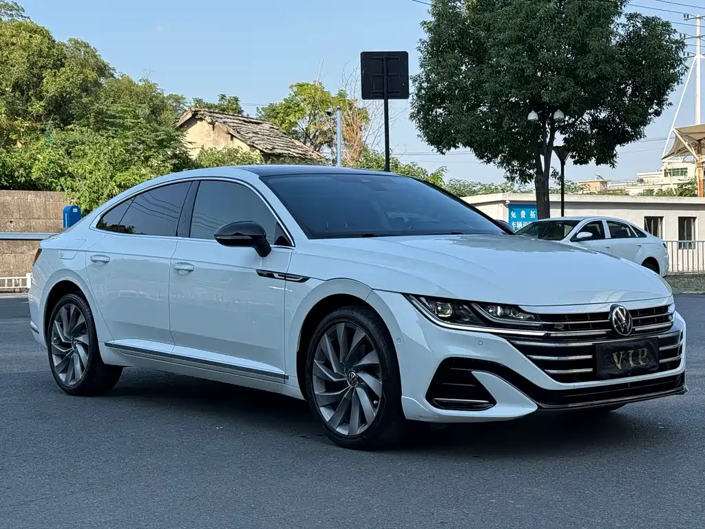 Volkswagen CC — миниатюра 3