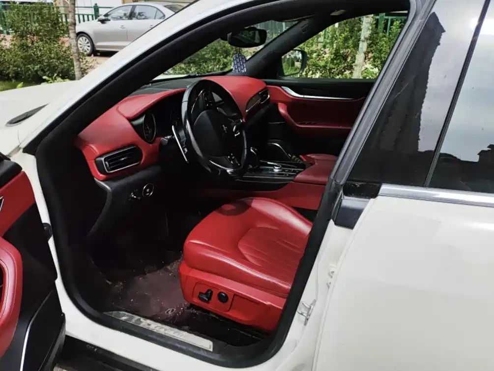 Maserati Levante — миниатюра 6