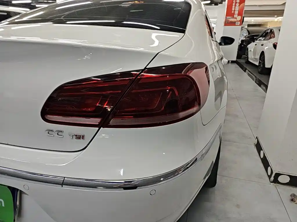 Volkswagen CC — миниатюра 8