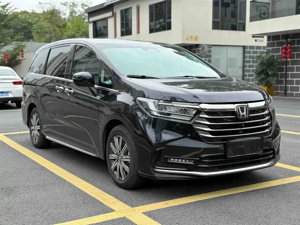 Honda Odyssey 2024 2.0L e:HEV
