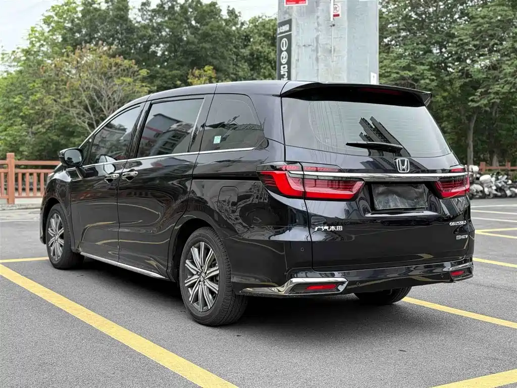 Honda Odyssey 2024 2.0L e:HEV