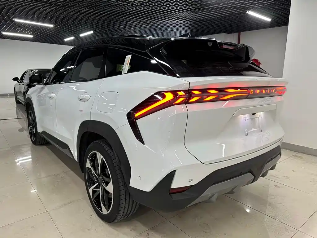 GEELY GALAXY GALAXY L7