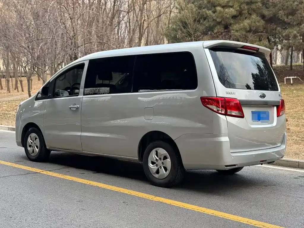 JAC Refine Refine M4 — миниатюра 9