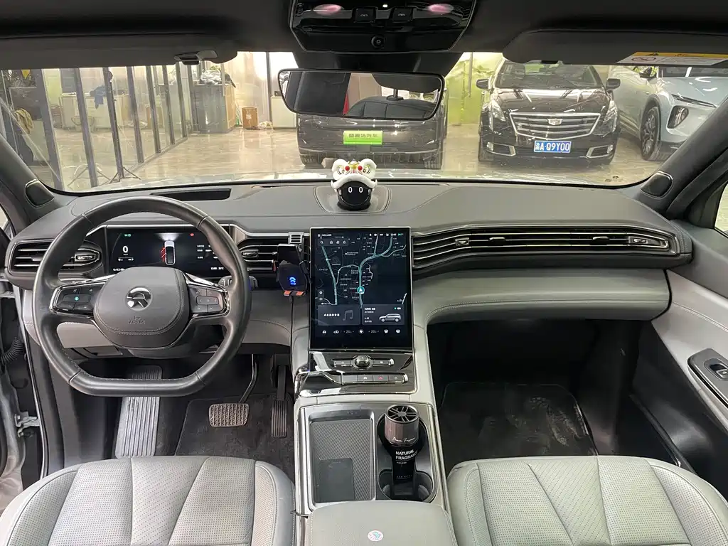 NIO ES8 — миниатюра 14