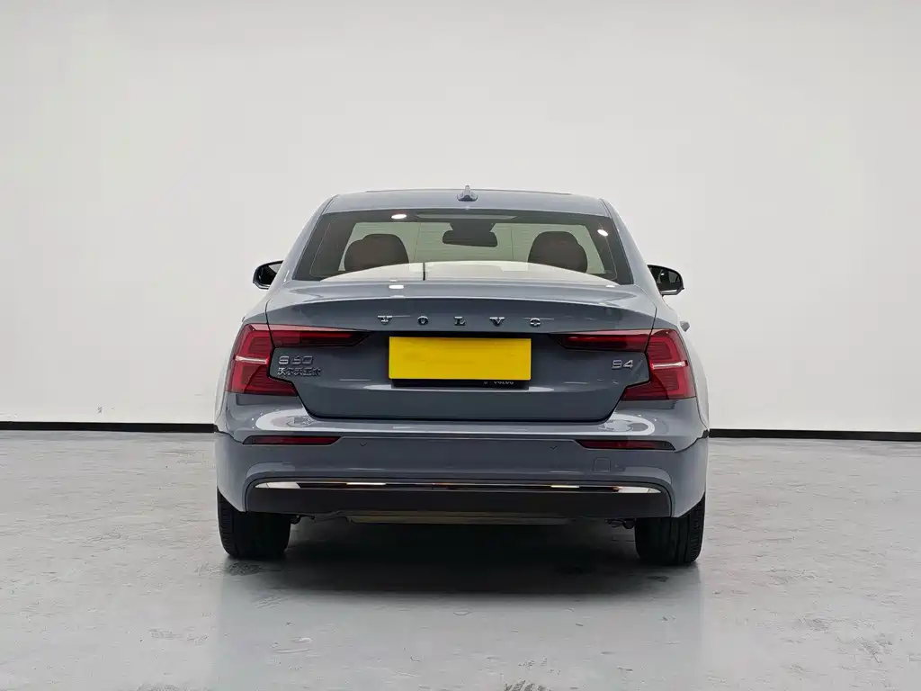 Volvo S60 — миниатюра 4