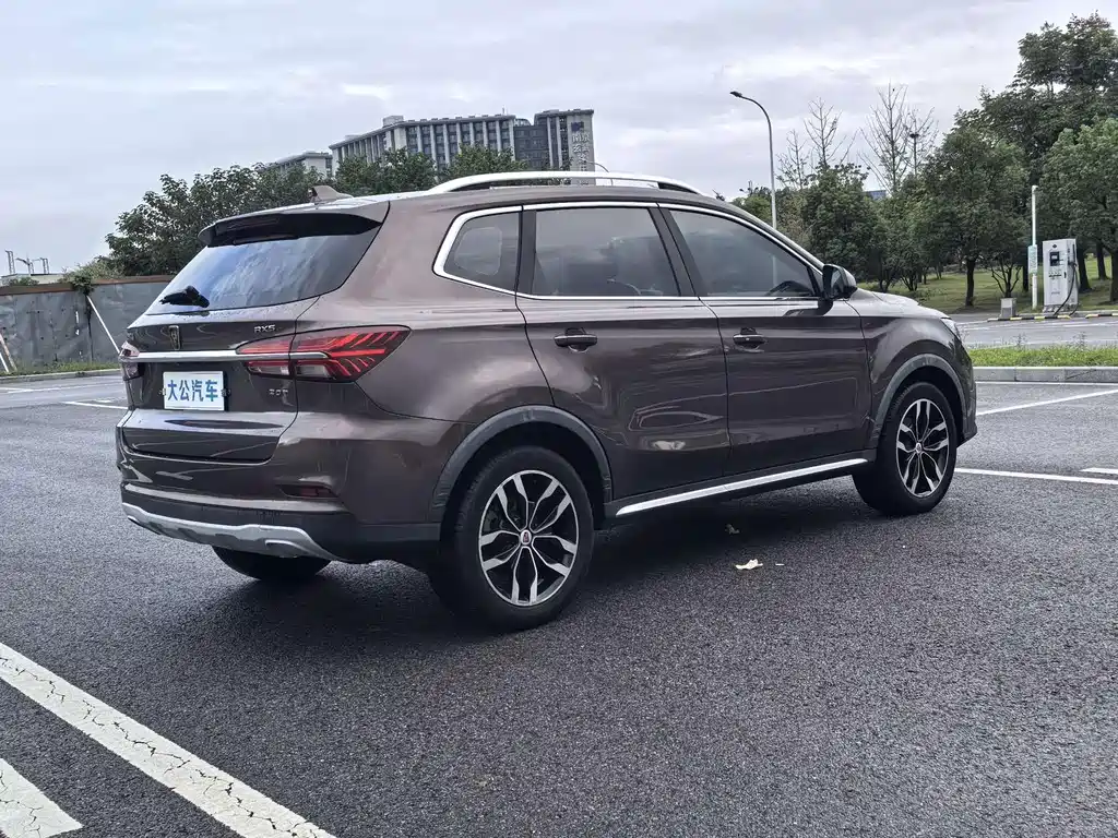 Roewe RX5 — миниатюра 10