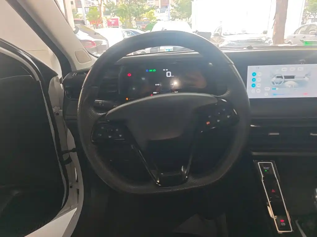 Roewe i5 — миниатюра 11