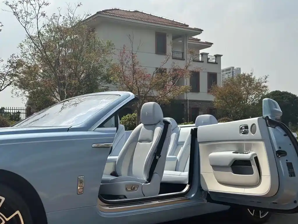 Rolls-Royce Dawn — фотографии объявления, Фото 6