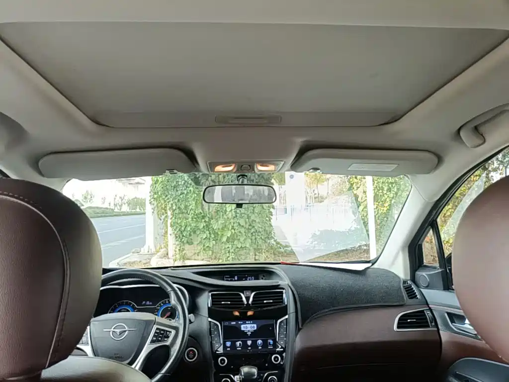 Haima Familia MPV — миниатюра 18