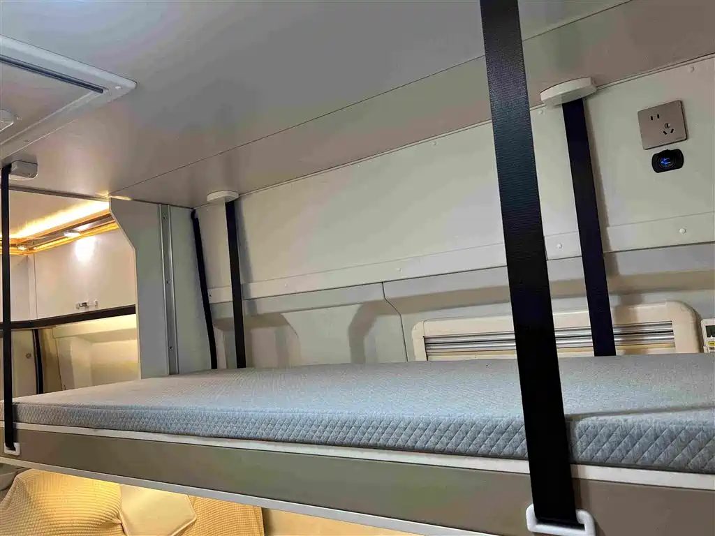 MAXUS V90 RV — миниатюра 24