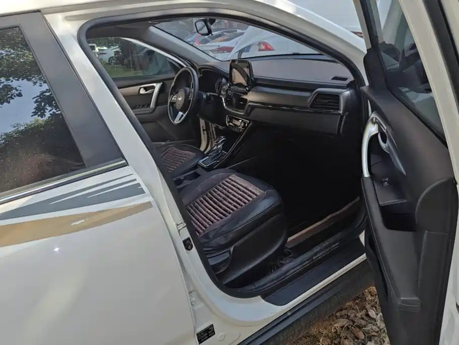 Kia Sportage — миниатюра 8