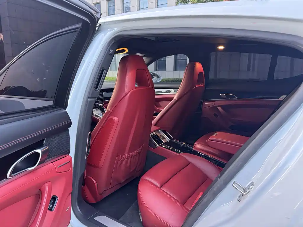 Porsche Panamera — миниатюра 8