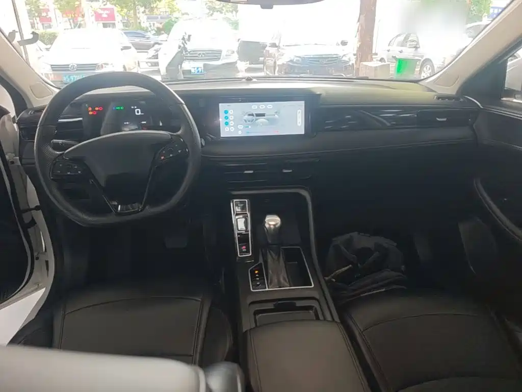 Roewe i5 — миниатюра 10