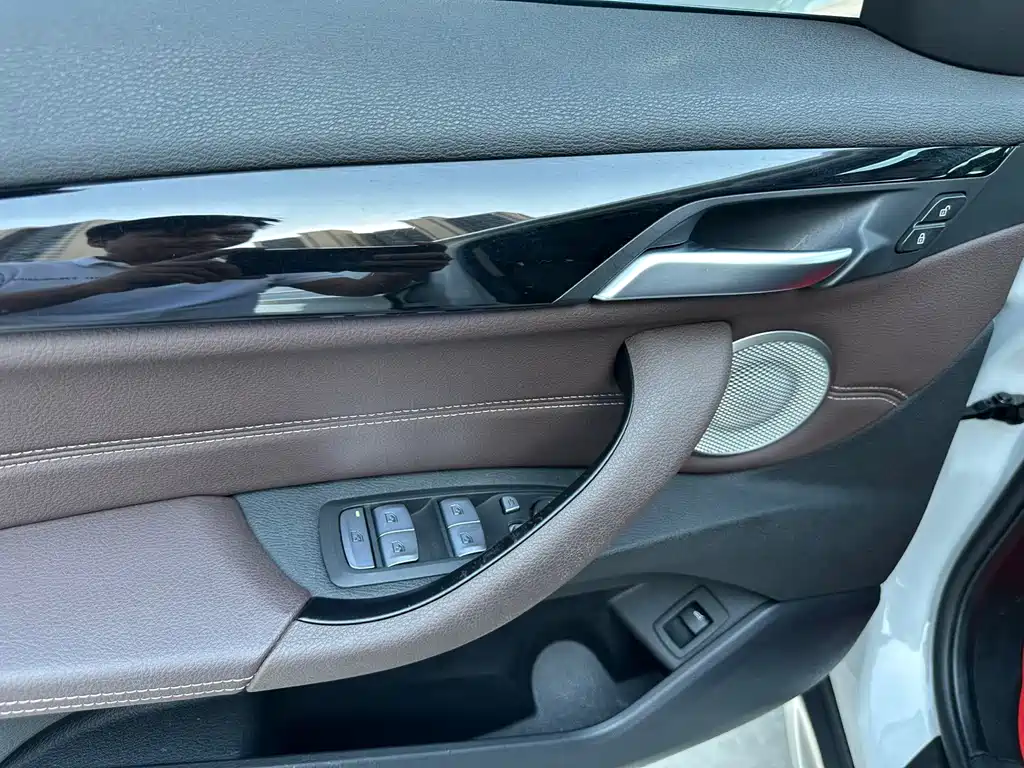 BMW X1 — миниатюра 11