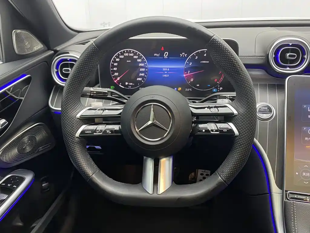 Mercedes-Benz C-Class — миниатюра 14
