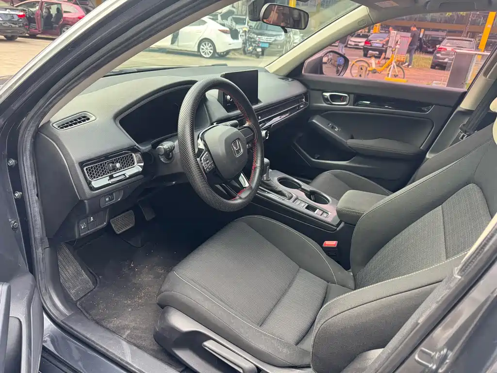 Honda Civic — миниатюра 4
